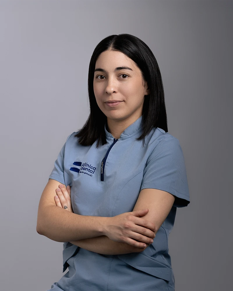 Laura Portell, auxiliar dental en Clínica Dental Dr. Gonzalo